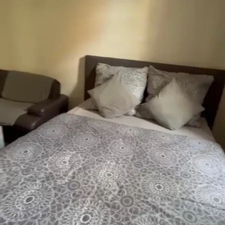 Appartement Tokis Group *